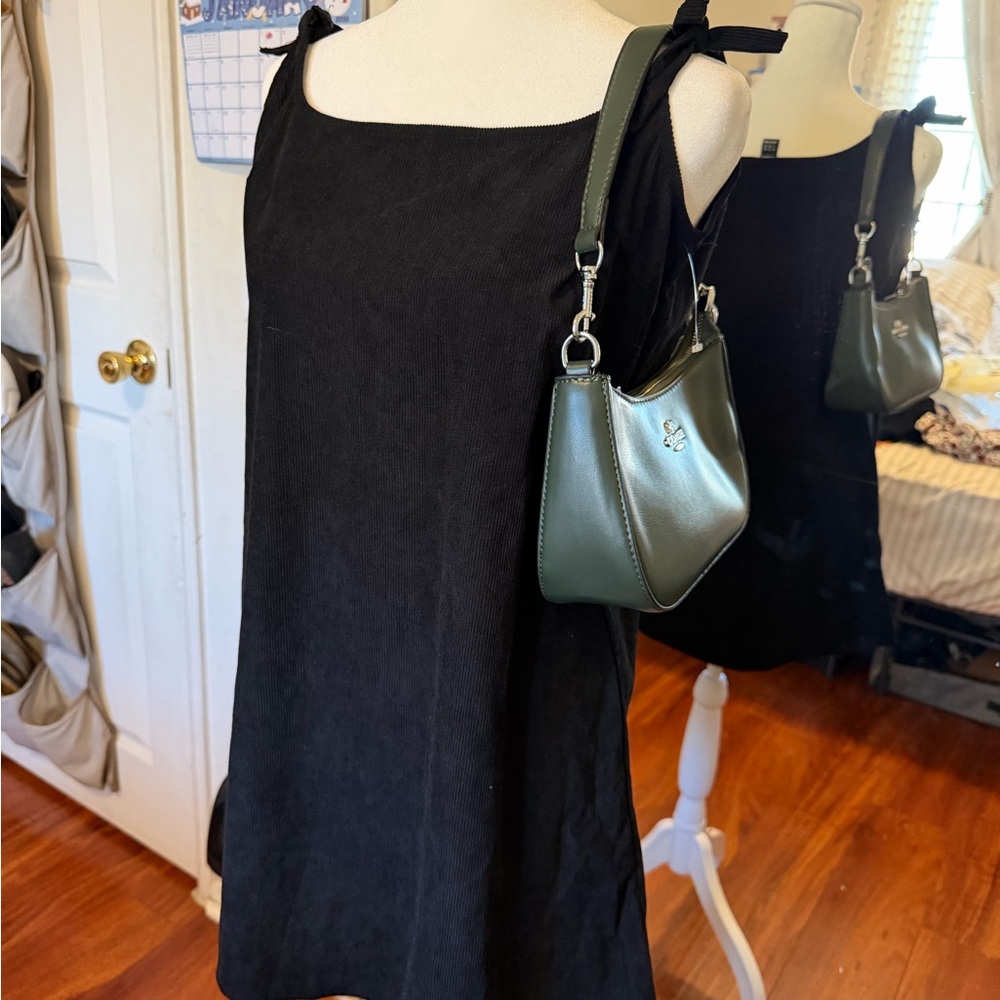 SHEIN Black Garment